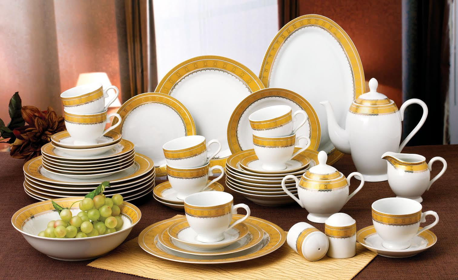 49 PC Golden Royal British Dinner Set R B Import