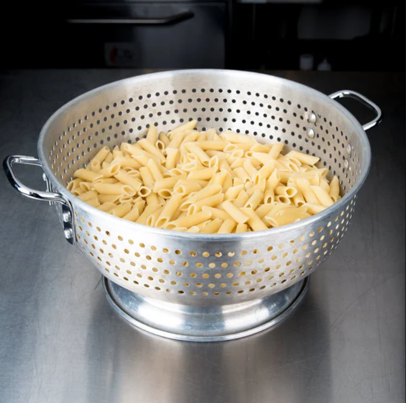 8 QT Heavy Duty Aluminum Colander With Base & Handles